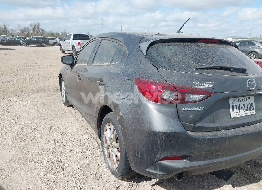 Photo 3 of 2017 Mazda Mazda3 SPORT (VIN 3MZBN1K73HM117801)