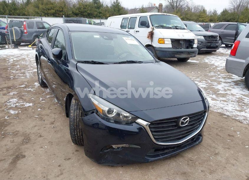 2018 Mazda Mazda3 SPORT (VIN 3MZBN1K73JM194075) main photo