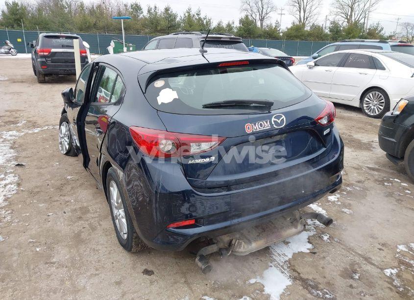 Photo 3 of 2018 Mazda Mazda3 SPORT (VIN 3MZBN1K73JM194075)