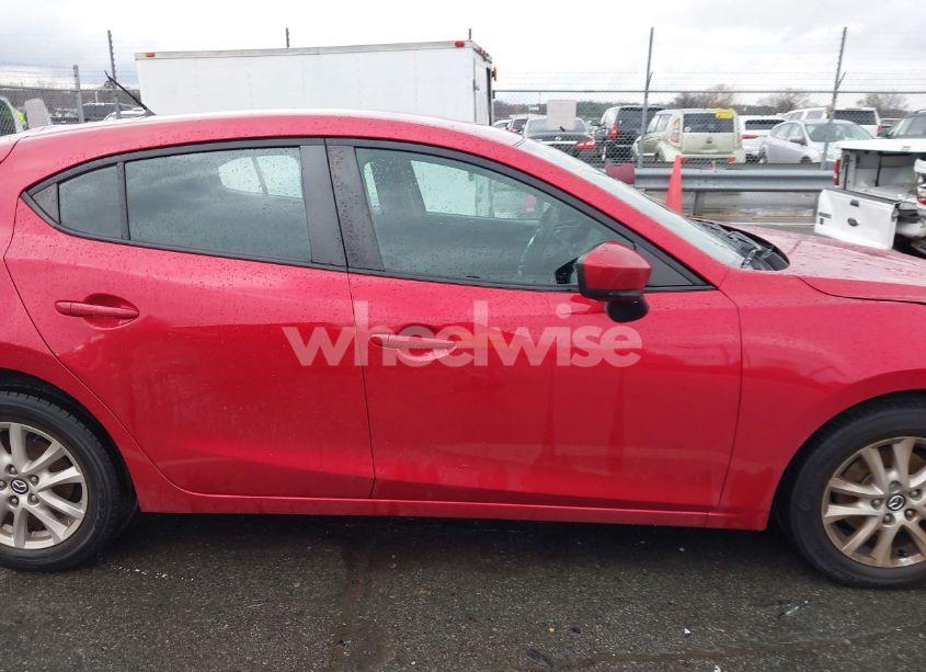 Photo 13 of 2018 Mazda Mazda3 SPORT (VIN 3MZBN1K73JM268286)