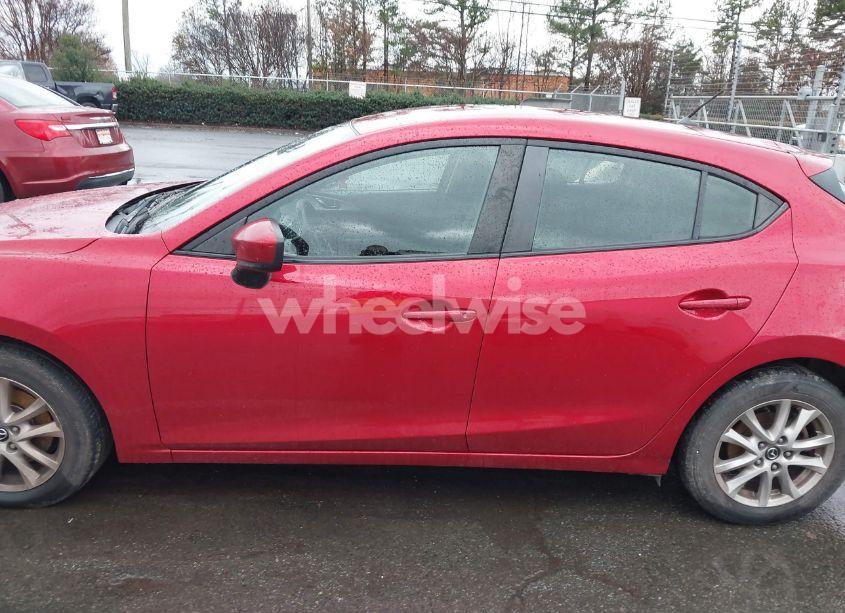 Photo 14 of 2018 Mazda Mazda3 SPORT (VIN 3MZBN1K73JM268286)