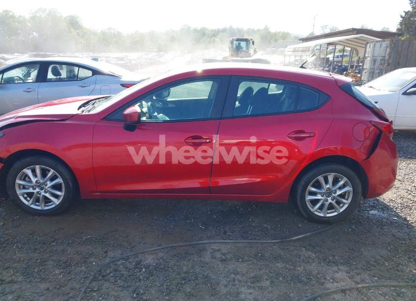 Photo 14 of 2017 Mazda Mazda3 SPORT (VIN 3MZBN1K77HM122757)