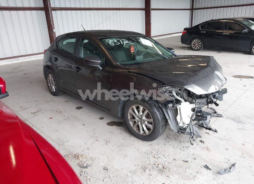 2017 Mazda Mazda3 SPORT (VIN 3MZBN1K77HM148372) main photo