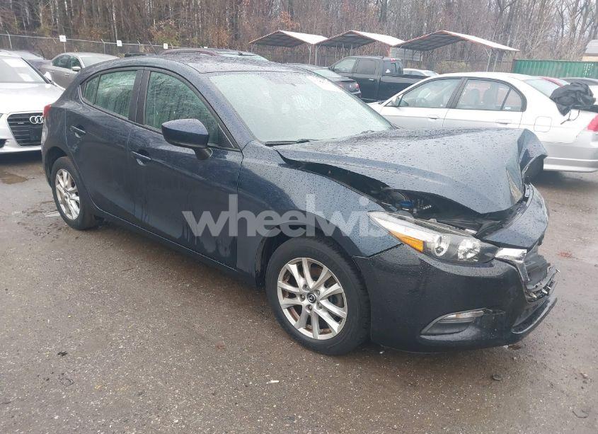 2017 Mazda Mazda3 SPORT (VIN 3MZBN1K7XHM132876) main photo