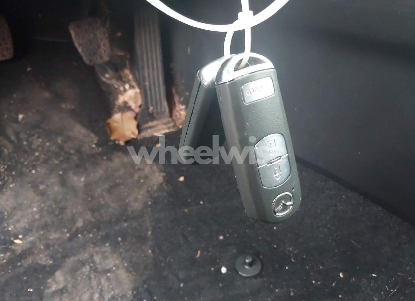 Photo 11 of 2017 Mazda Mazda3 SPORT (VIN 3MZBN1K7XHM132876)