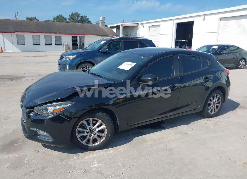 Photo 13 of 2018 Mazda Mazda3 SPORT (VIN 3MZBN1K7XJM187768)