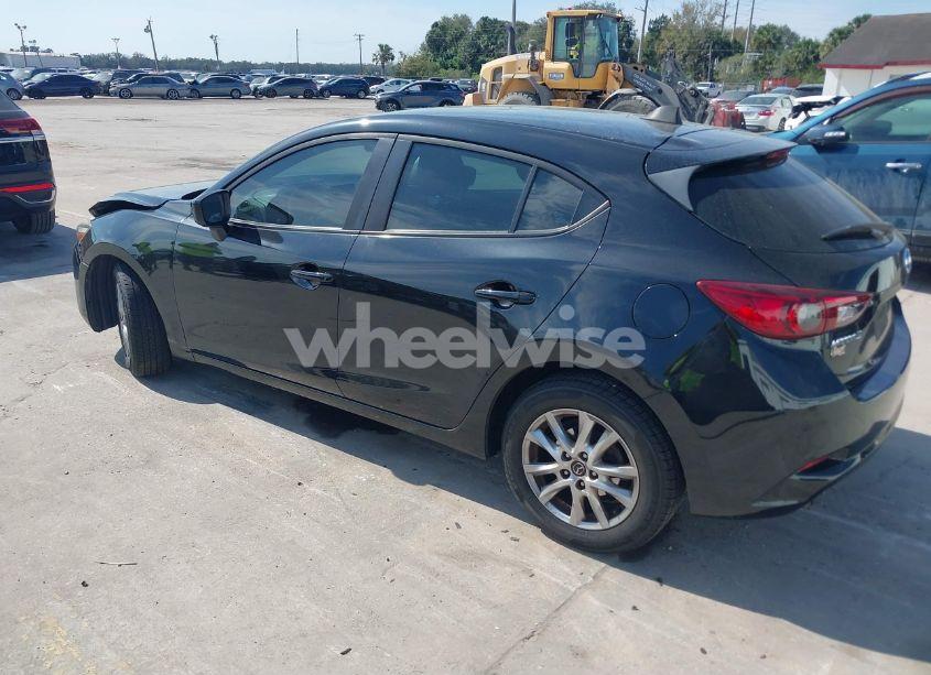 Photo 3 of 2018 Mazda Mazda3 SPORT (VIN 3MZBN1K7XJM187768)