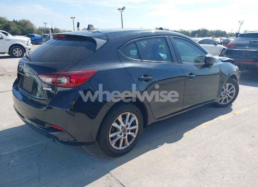 Photo 4 of 2018 Mazda Mazda3 SPORT (VIN 3MZBN1K7XJM187768)
