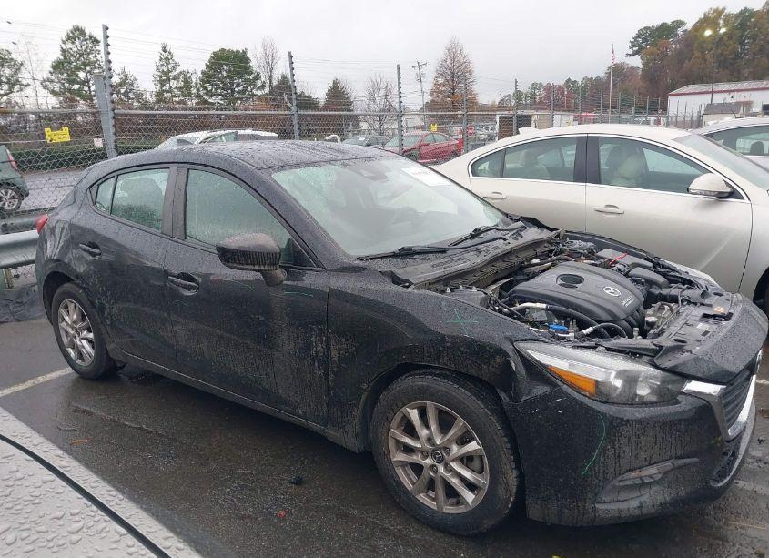 Photo 13 of 2018 Mazda Mazda3 SPORT (VIN 3MZBN1K7XJM217805)