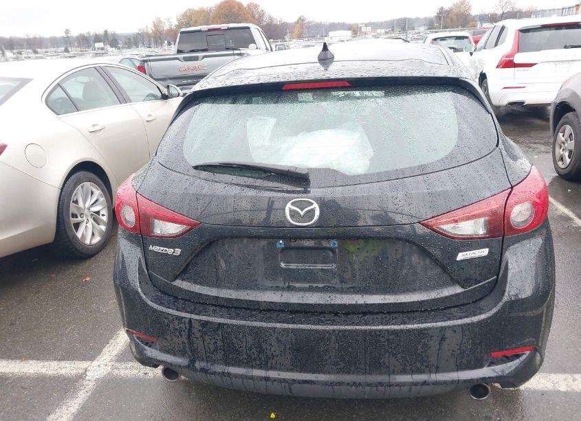 Photo 16 of 2018 Mazda Mazda3 SPORT (VIN 3MZBN1K7XJM217805)