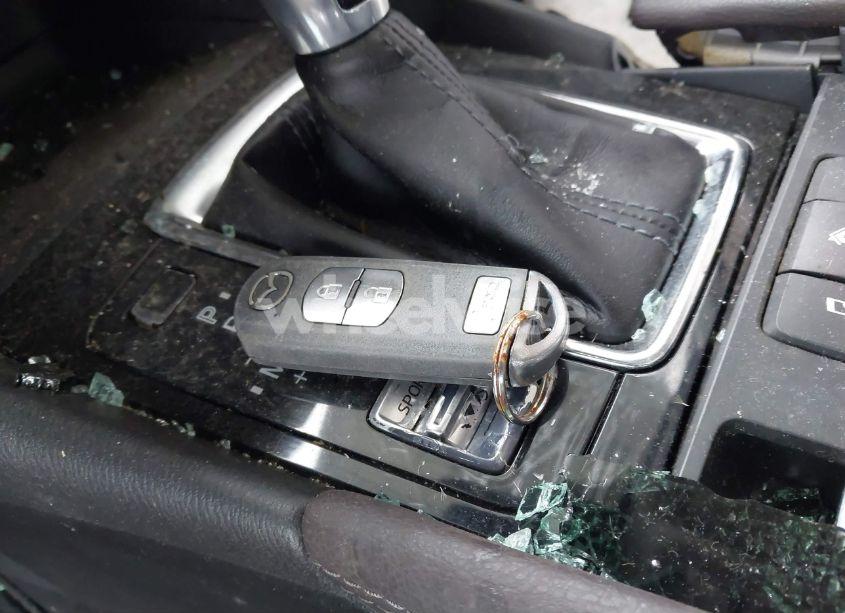 Photo 11 of 2018 Mazda Mazda3 TOURING (VIN 3MZBN1L31JM181613)