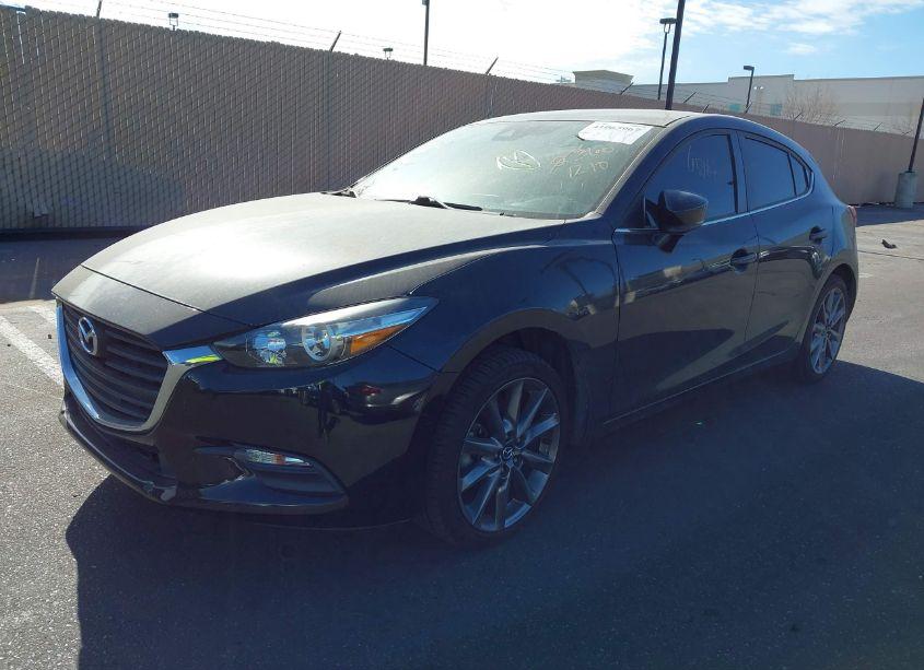 Photo 2 of 2018 Mazda Mazda3 TOURING (VIN 3MZBN1L32JM273992)