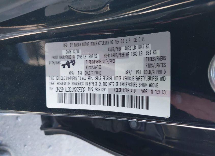 Photo 9 of 2018 Mazda Mazda3 TOURING (VIN 3MZBN1L32JM273992)