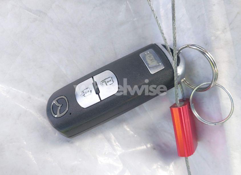 Photo 11 of 2018 Mazda Mazda3 TOURING (VIN 3MZBN1L32JM274060)