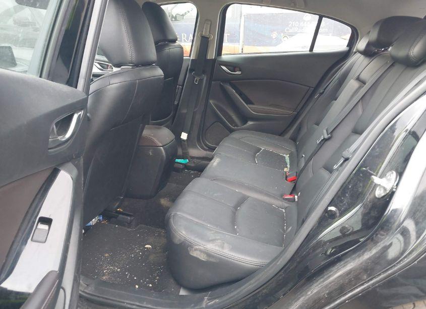 Photo 8 of 2018 Mazda Mazda3 TOURING (VIN 3MZBN1L33JM267702)