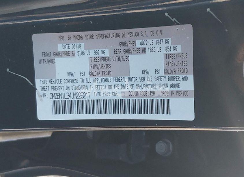 Photo 9 of 2018 Mazda Mazda3 TOURING (VIN 3MZBN1L34JM229217)