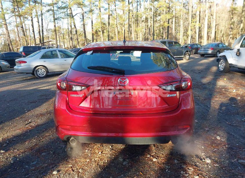 Photo 16 of 2018 Mazda Mazda3 TOURING (VIN 3MZBN1L38JM177719)