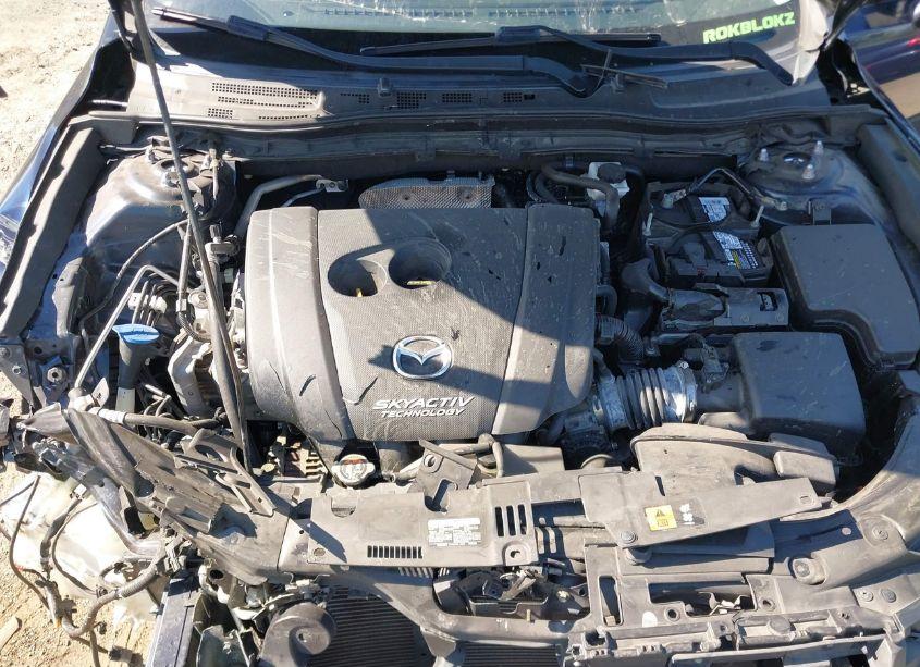 Photo 10 of 2018 Mazda Mazda3 TOURING (VIN 3MZBN1L38JM252127)