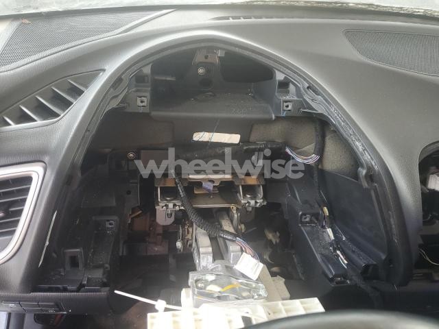 Photo 4 of 2018 MAZDA 3 TOURING N/A (VIN 3MZBN1L39JM203695)