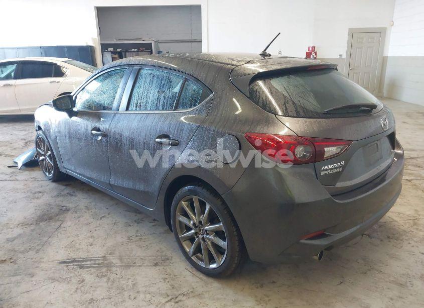 Photo 3 of 2018 Mazda Mazda3 TOURING (VIN 3MZBN1L3XJM197387)