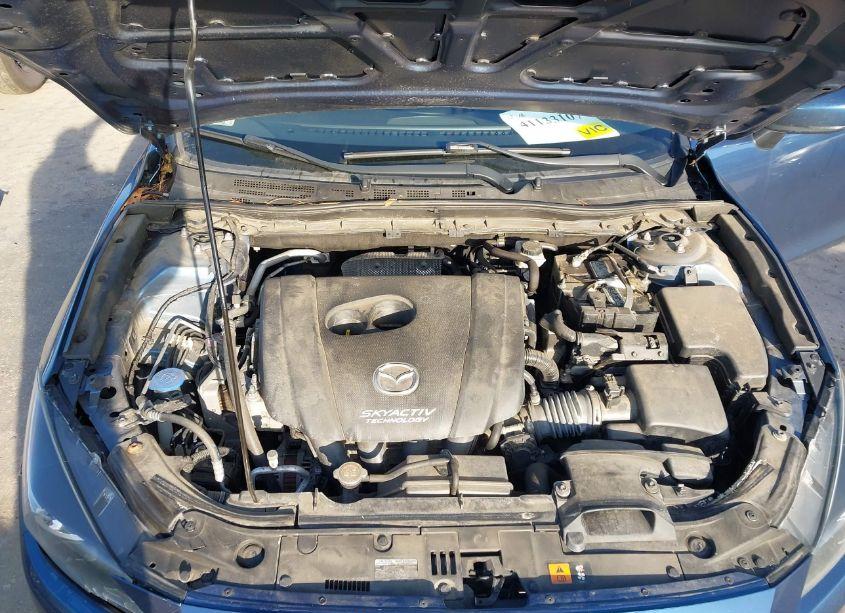 Photo 10 of 2018 Mazda Mazda3 TOURING (VIN 3MZBN1L3XJM261671)