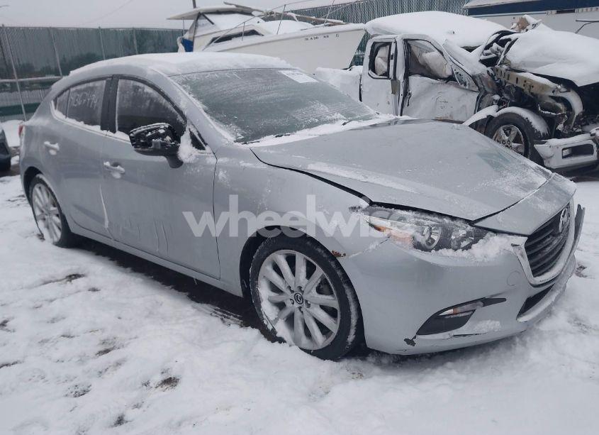 2017 Mazda Mazda3 TOURING (VIN 3MZBN1L71HM135213) main photo