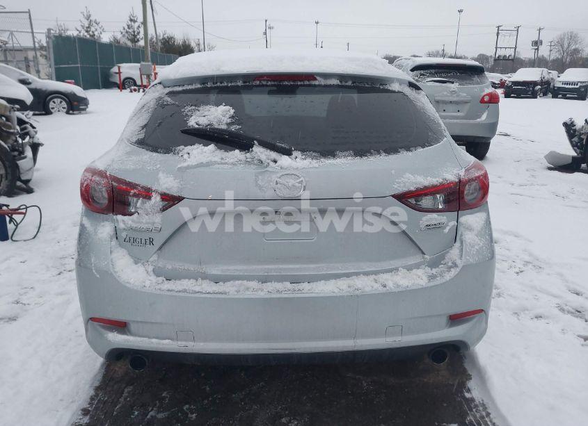 Photo 16 of 2017 Mazda Mazda3 TOURING (VIN 3MZBN1L71HM135213)