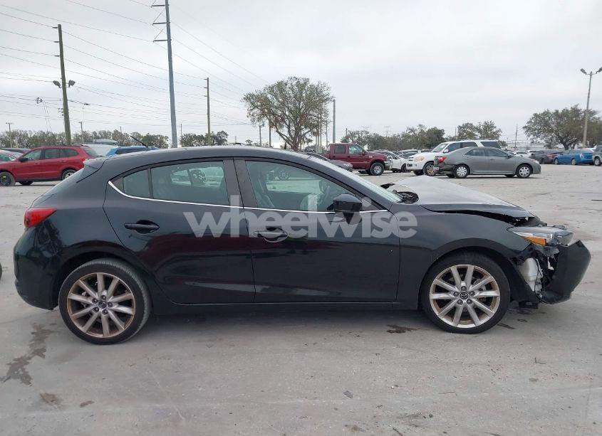 Photo 13 of 2017 Mazda Mazda3 TOURING (VIN 3MZBN1L72HM125872)