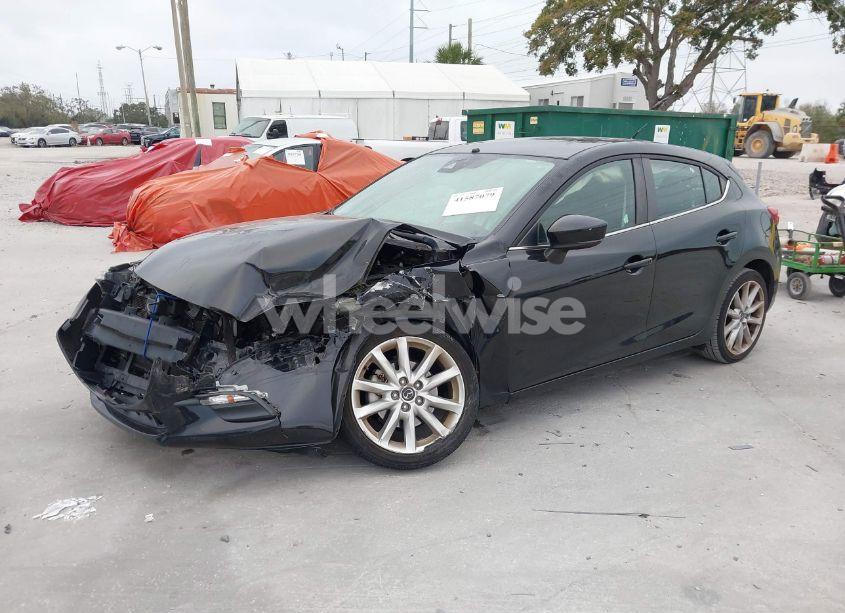 Photo 2 of 2017 Mazda Mazda3 TOURING (VIN 3MZBN1L72HM125872)