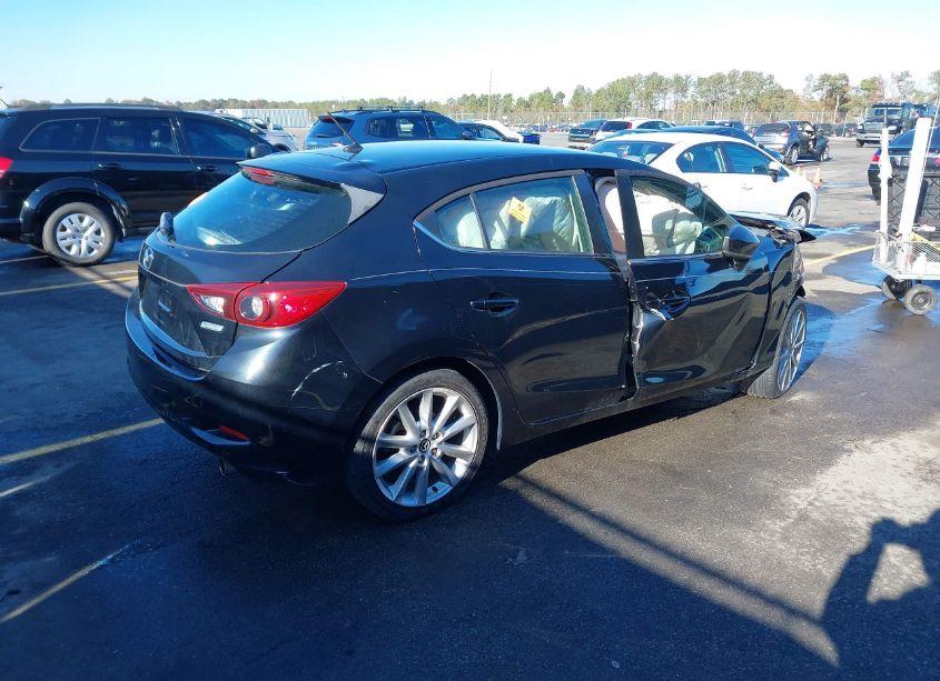 Photo 4 of 2017 Mazda Mazda3 TOURING (VIN 3MZBN1L72HM126777)