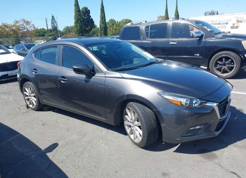 2017 Mazda Mazda3 TOURING (VIN 3MZBN1L72HM141313) main photo