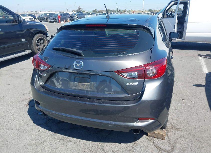Photo 16 of 2017 Mazda Mazda3 TOURING (VIN 3MZBN1L72HM141313)
