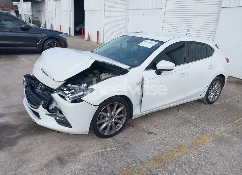 Photo 2 of 2017 Mazda Mazda3 TOURING (VIN 3MZBN1L7XHM122752)