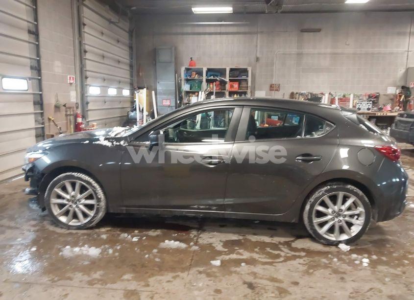 Photo 14 of 2017 Mazda Mazda3 GRAND TOURING (VIN 3MZBN1M30HM149471)