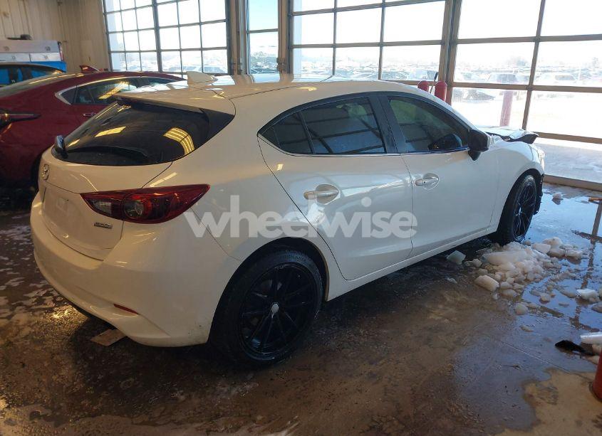 Photo 4 of 2018 Mazda Mazda3 GRAND TOURING (VIN 3MZBN1M32JM266149)