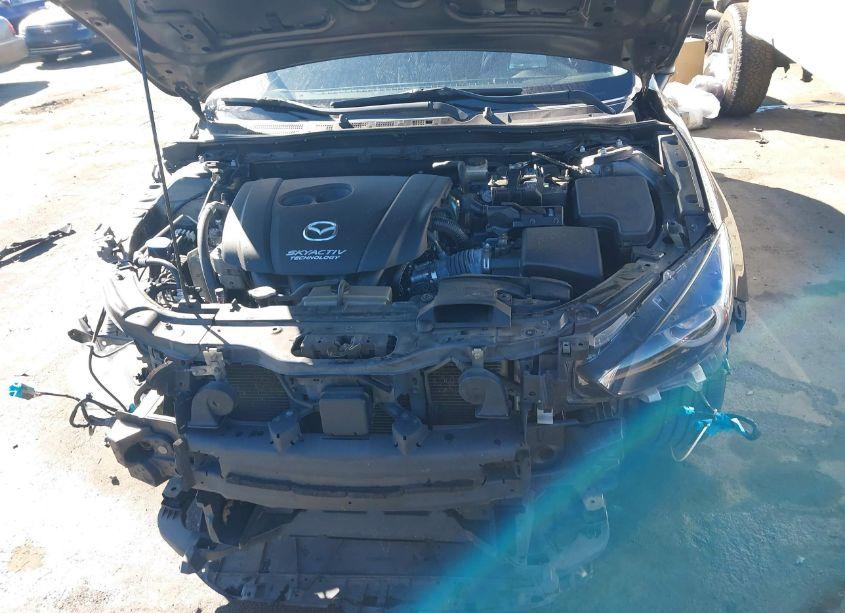 Photo 10 of 2018 Mazda Mazda3 GRAND TOURING (VIN 3MZBN1M37JM161106)