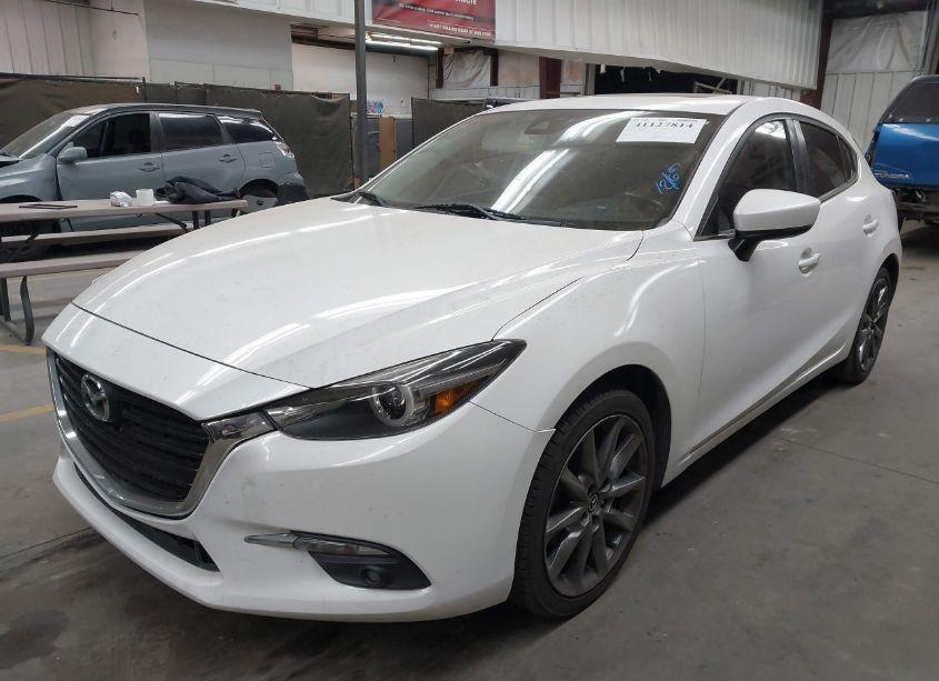 Photo 2 of 2018 Mazda Mazda3 GRAND TOURING (VIN 3MZBN1M37JM165706)