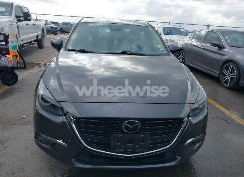 Photo 13 of 2018 Mazda Mazda3 GRAND TOURING (VIN 3MZBN1M37JM170131)