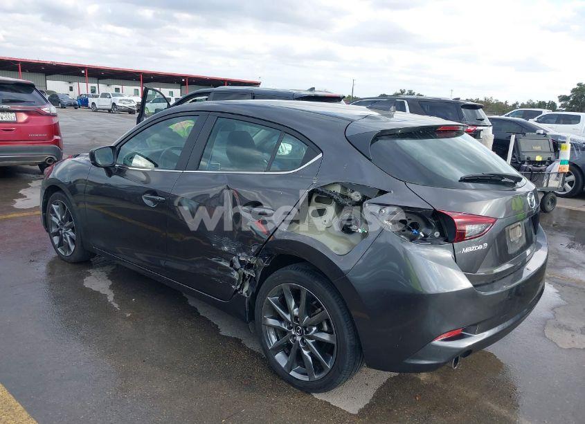Photo 3 of 2018 Mazda Mazda3 GRAND TOURING (VIN 3MZBN1M37JM170131)