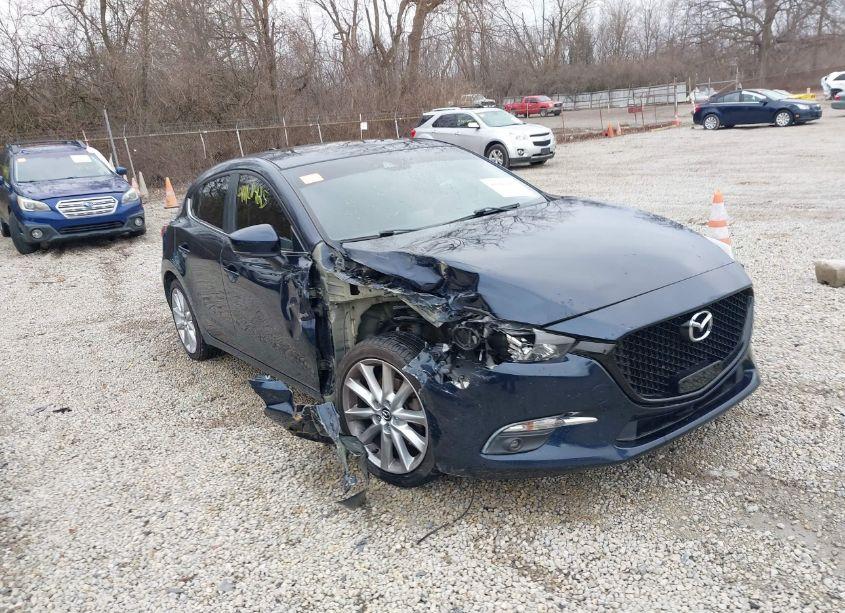 2017 Mazda Mazda3 GRAND TOURING (VIN 3MZBN1M38HM136130) main photo