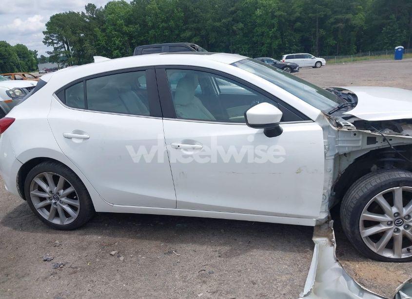 Photo 14 of 2017 Mazda Mazda3 GRAND TOURING (VIN 3MZBN1M39HM142633)