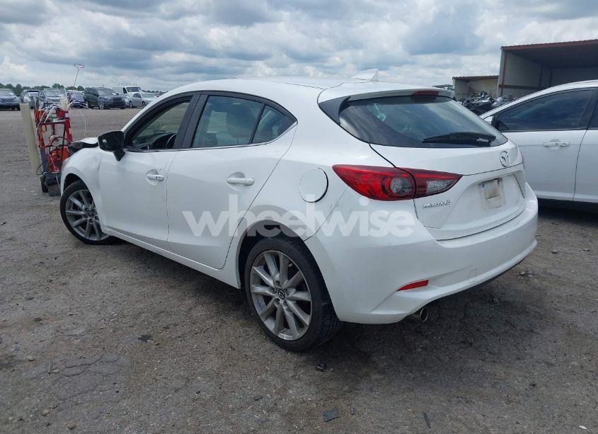 Photo 3 of 2017 Mazda Mazda3 GRAND TOURING (VIN 3MZBN1M39HM142633)