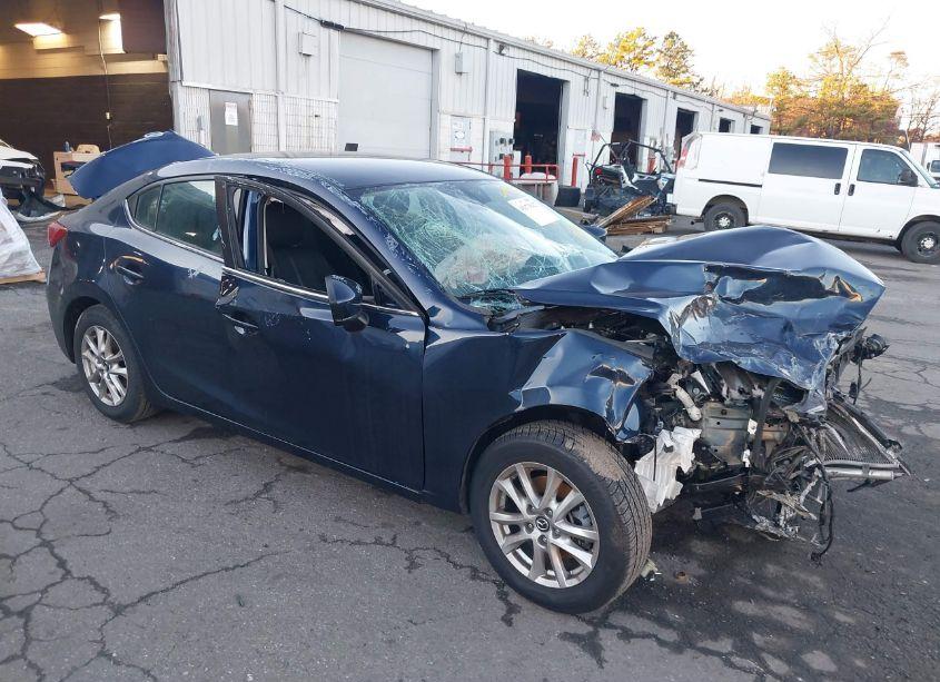 2018 Mazda Mazda3 SPORT (VIN 3MZBN1U70JM243827) main photo