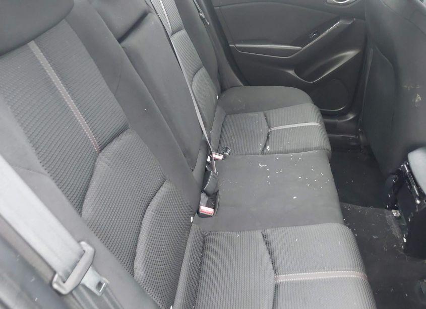 Photo 8 of 2018 Mazda Mazda3 SPORT (VIN 3MZBN1U70JM243827)