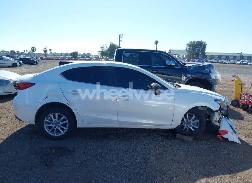 Photo 13 of 2017 Mazda Mazda3 4-DOOR SPORT (VIN 3MZBN1U71HM154424)