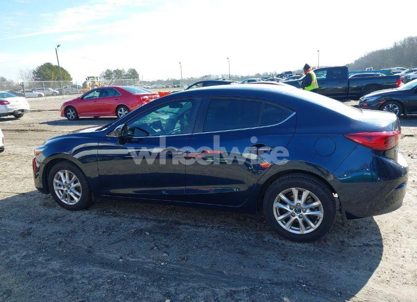 Photo 14 of 2018 Mazda Mazda3 SPORT (VIN 3MZBN1U71JM216068)