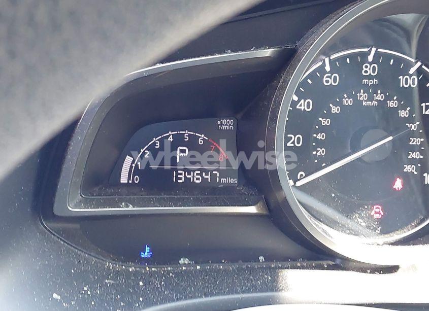 Photo 15 of 2018 Mazda Mazda3 SPORT (VIN 3MZBN1U71JM216068)