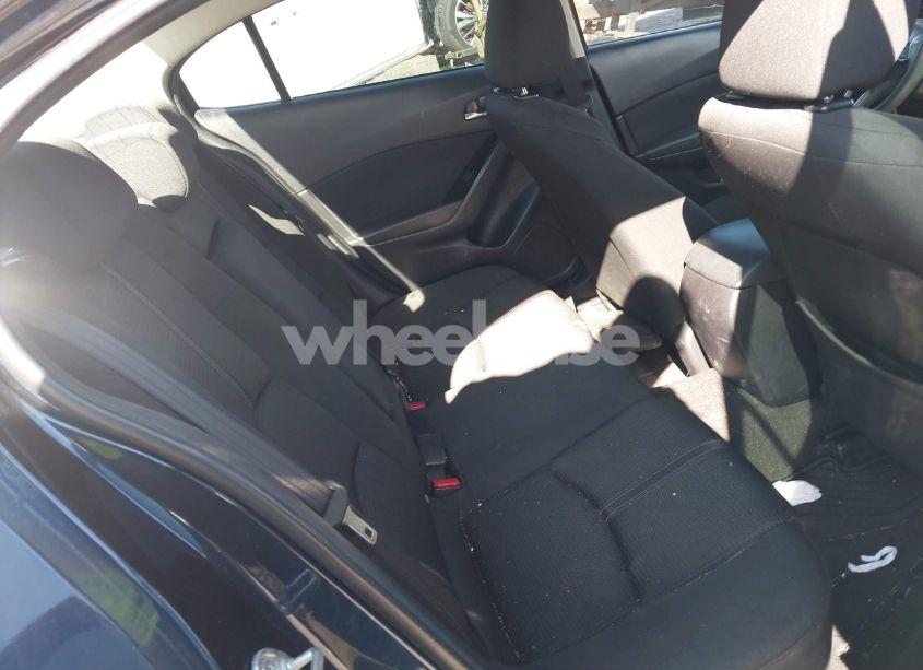 Photo 8 of 2018 Mazda Mazda3 SPORT (VIN 3MZBN1U71JM216068)