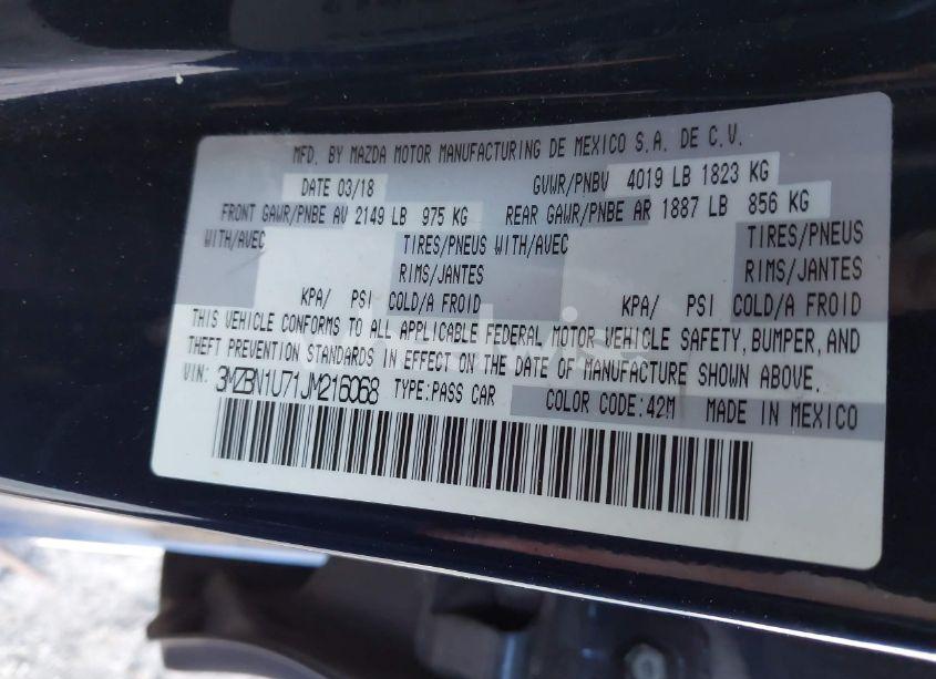 Photo 9 of 2018 Mazda Mazda3 SPORT (VIN 3MZBN1U71JM216068)