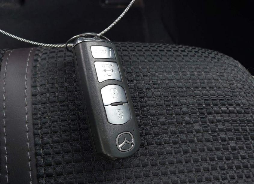 Photo 11 of 2017 Mazda Mazda3 SPORT (VIN 3MZBN1U72HM140869)